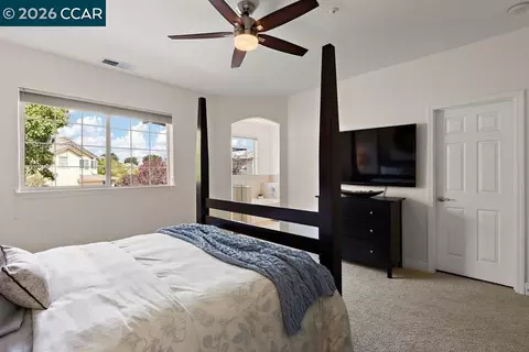 Bedroom - 240 Explorer Way, Martinez, CA 94553 photo 2 of 5