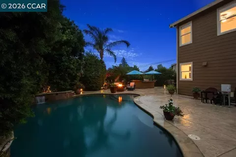 Exterior - 240 Explorer Way, Martinez, CA 94553 photo 5 of 15