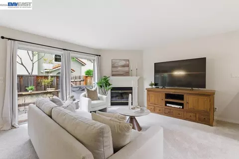 540 Ivy Pointe Cir, San Ramon, CA 94582