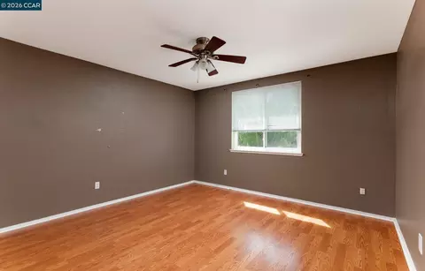 Bedroom - 920 Turquoise St, Vacaville, CA 95687 photo 6 of 7
