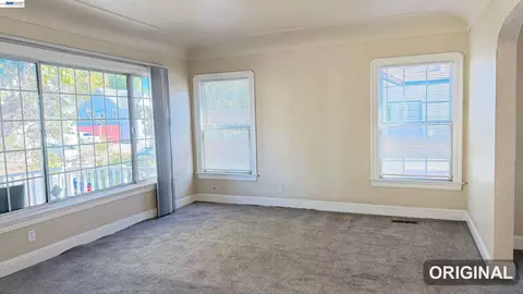 Living - 7 Howard Ave, Vallejo, CA 94590 photo 4 of 7