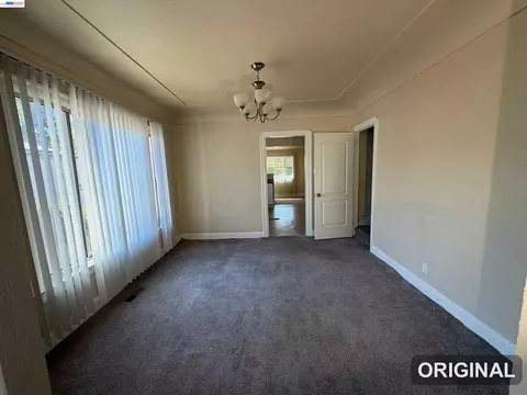 Living - 7 Howard Ave, Vallejo, CA 94590 photo 6 of 7