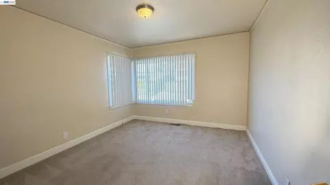 Bedroom - 7 Howard Ave, Vallejo, CA 94590 photo 4 of 5