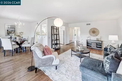2424 Pine Knoll Dr #7, Walnut Creek, CA 94595