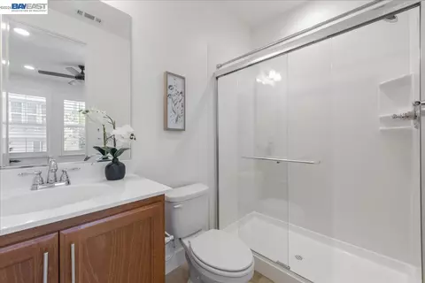 Bath - 2062 Confidence Way, Dublin, CA 94568 photo 1 of 3