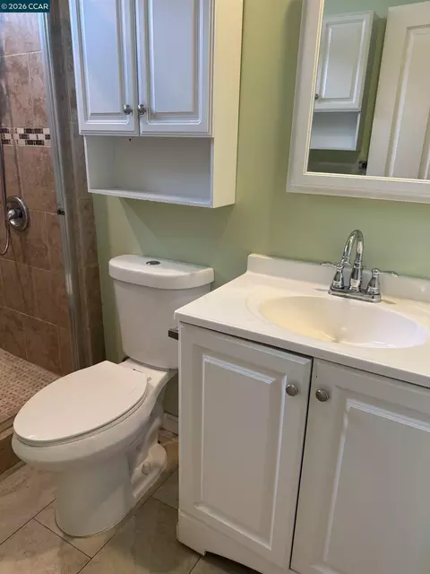 Bath - 363-365 Pinole Ave, Rodeo, CA 94572 photo 2 of 5
