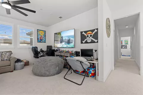 Entry Way - 3143 Needham Ave, Lathrop, CA 95330 photo 9 of 10