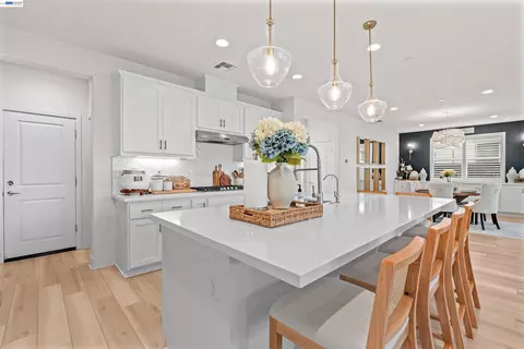 Kitchen - 3143 Needham Ave, Lathrop, CA 95330 photo 3 of 3