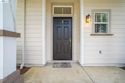 Entry Way - 7318 Carter Ave, Newark, CA 94560 photo 1 of 3