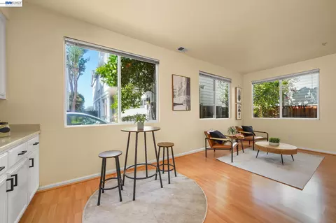 Living - 7318 Carter Ave, Newark, CA 94560 photo 5 of 8