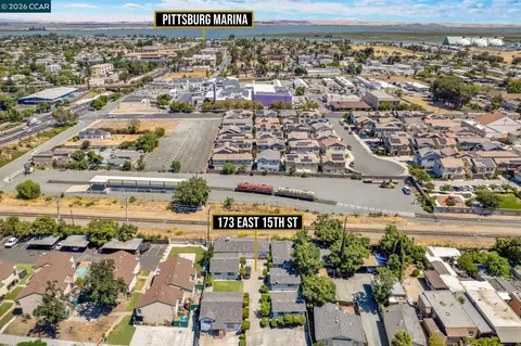 View/Area - 173 E 15th St, Pittsburg, CA 94565 photo 5 of 6