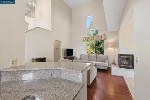 Living - 3504 Fieldcrest Ave, Fairfield, CA 94534 photo 6 of 6
