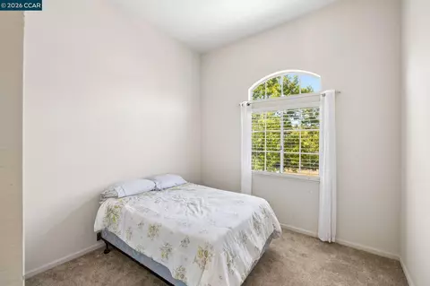 Bedroom - 3504 Fieldcrest Ave, Fairfield, CA 94534 photo 5 of 6