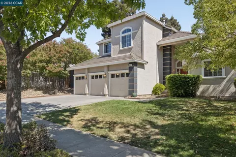 Exterior - 3504 Fieldcrest Ave, Fairfield, CA 94534 photo 7 of 7