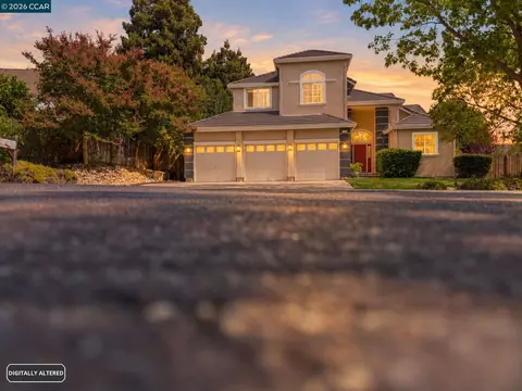 Exterior - 3504 Fieldcrest Ave, Fairfield, CA 94534 photo 5 of 7