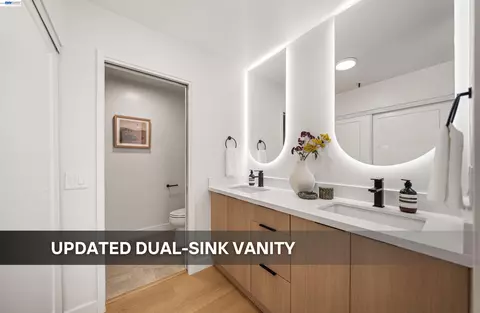 Bath - 49 Showers Dr #H450, Mountain View, CA 94040 photo 2 of 4