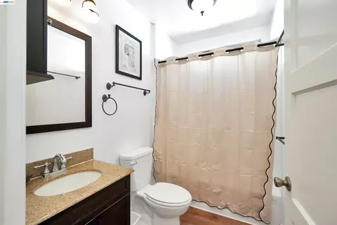 Bath - 1620 East Ave, Fairview, CA 94541 photo 4 of 4