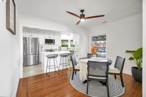 Dining - 1620 East Ave, Fairview, CA 94541 photo 1 of 3