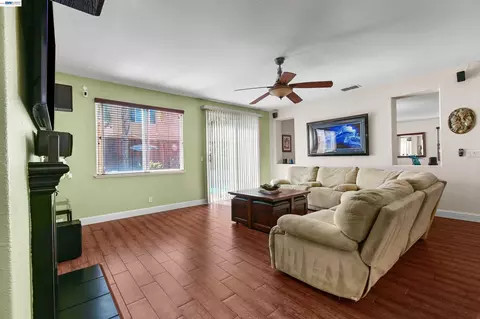 Living - 1434 Olivia Ct, Tracy, CA 95377 photo 1 of 1