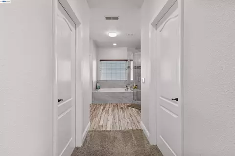 Entry Way - 1434 Olivia Ct, Tracy, CA 95377 photo 7 of 7
