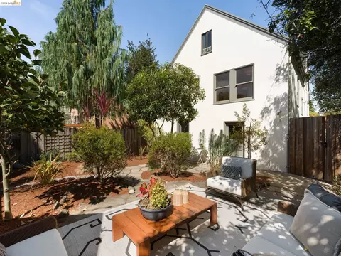 Exterior - 2816 Webster St, Berkeley, CA 94705 photo 7 of 13