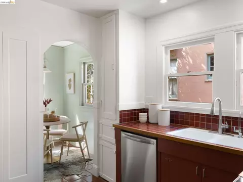 Kitchen - 2816 Webster St, Berkeley, CA 94705 photo 4 of 4