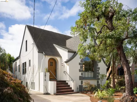 Exterior - 2816 Webster St, Berkeley, CA 94705 photo 3 of 13