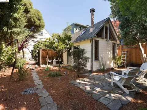 Exterior - 2816 Webster St, Berkeley, CA 94705 photo 11 of 13