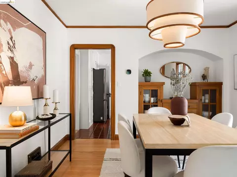 Dining - 2816 Webster St, Berkeley, CA 94705 photo 6 of 8