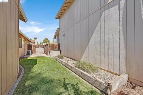 Exterior - 1816 Sinclair Dr, Pleasanton, CA 94588 photo 8 of 8