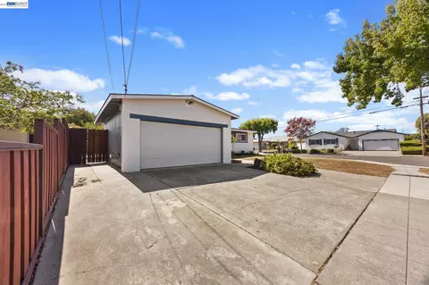 Exterior - 5582 Jonathan Dr, Newark, CA 94560 photo 6 of 6