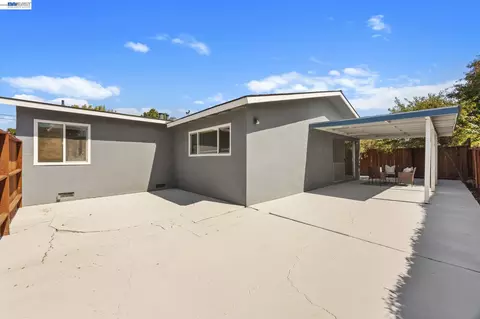 Exterior - 5582 Jonathan Dr, Newark, CA 94560 photo 4 of 6