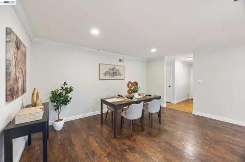 Dining - 5582 Jonathan Dr, Newark, CA 94560 photo 2 of 5