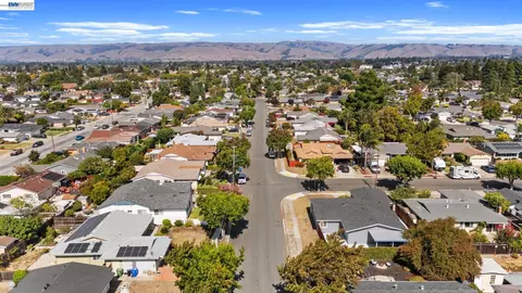 View/Area - 5582 Jonathan Dr, Newark, CA 94560 photo 5 of 7