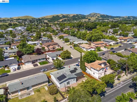View/Area - 8591 Beverly Ln, Dublin, CA 94568 photo 6 of 6