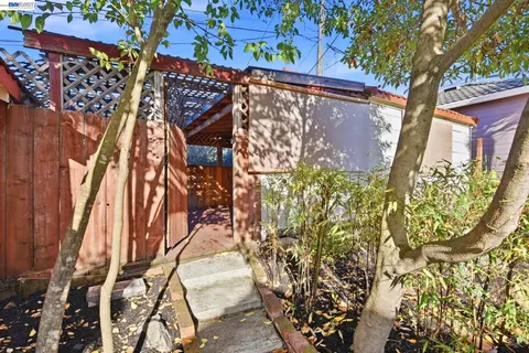Exterior - 1384 Graff Ave, San Leandro, CA 94577 photo 11 of 11
