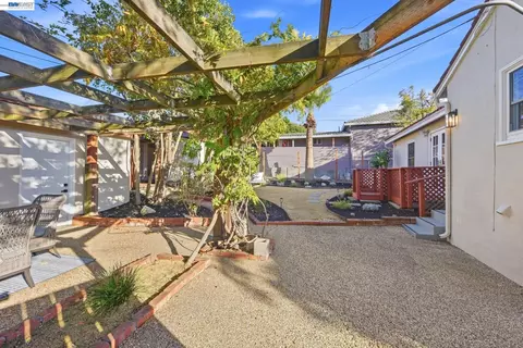Exterior - 1384 Graff Ave, San Leandro, CA 94577 photo 3 of 11