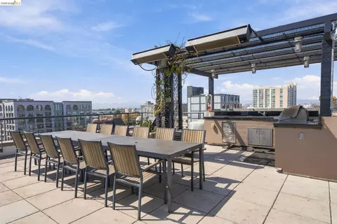 Dining - 288 3rd St #408, Oakland, CA 94607 photo 7 of 7