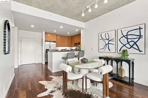 Dining - 288 3rd St #408, Oakland, CA 94607 photo 4 of 7