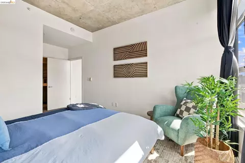 Bedroom - 288 3rd St #408, Oakland, CA 94607 photo 5 of 6