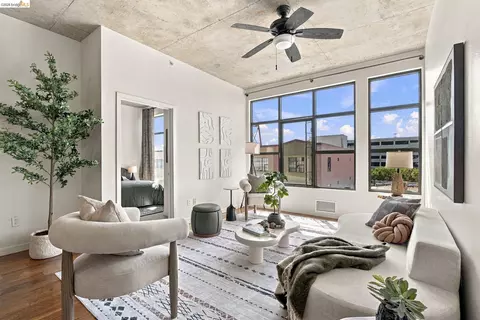 Living - 288 3rd St #408, Oakland, CA 94607 photo 4 of 4