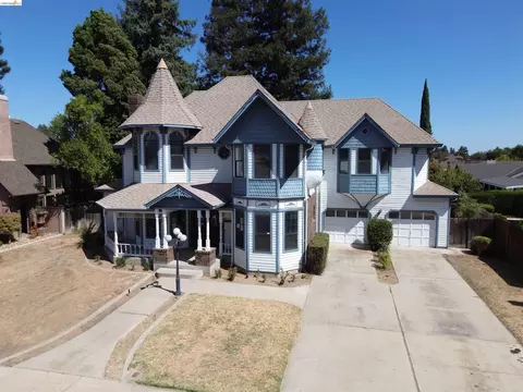 Exterior - 3716 Viader Dr, Modesto, CA 95356 photo 2 of 7
