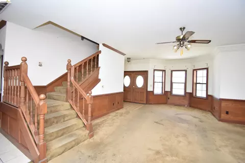 Living - 3716 Viader Dr, Modesto, CA 95356 photo 1 of 5