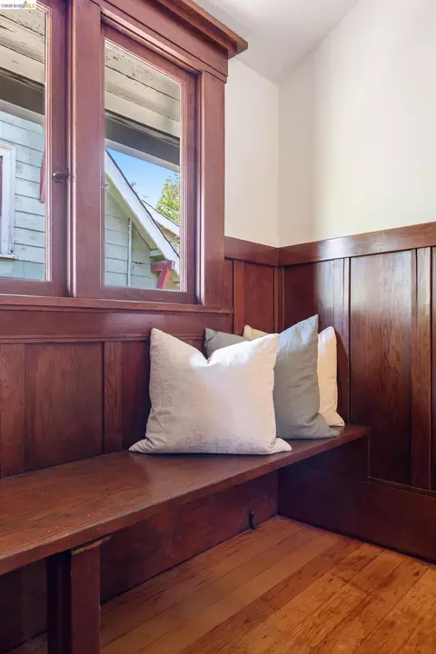 Entry Way - 2731 Prince St, Berkeley, CA 94705 photo 6 of 7