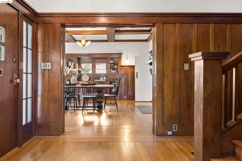 Entry Way - 2731 Prince St, Berkeley, CA 94705 photo 3 of 7