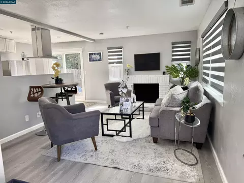Living - 1880 Premier Pl, Concord, CA 94520 photo 1 of 2