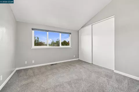 Bedroom - 1880 Premier Pl, Concord, CA 94520 photo 2 of 6