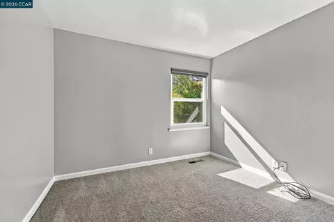 Bedroom - 1880 Premier Pl, Concord, CA 94520 photo 4 of 6