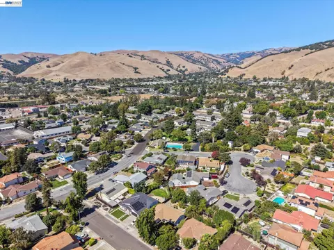 View/Area - 38660 Moore Dr, Fremont, CA 94536 photo 1 of 4