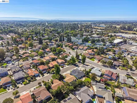 View/Area - 38660 Moore Dr, Fremont, CA 94536 photo 2 of 4